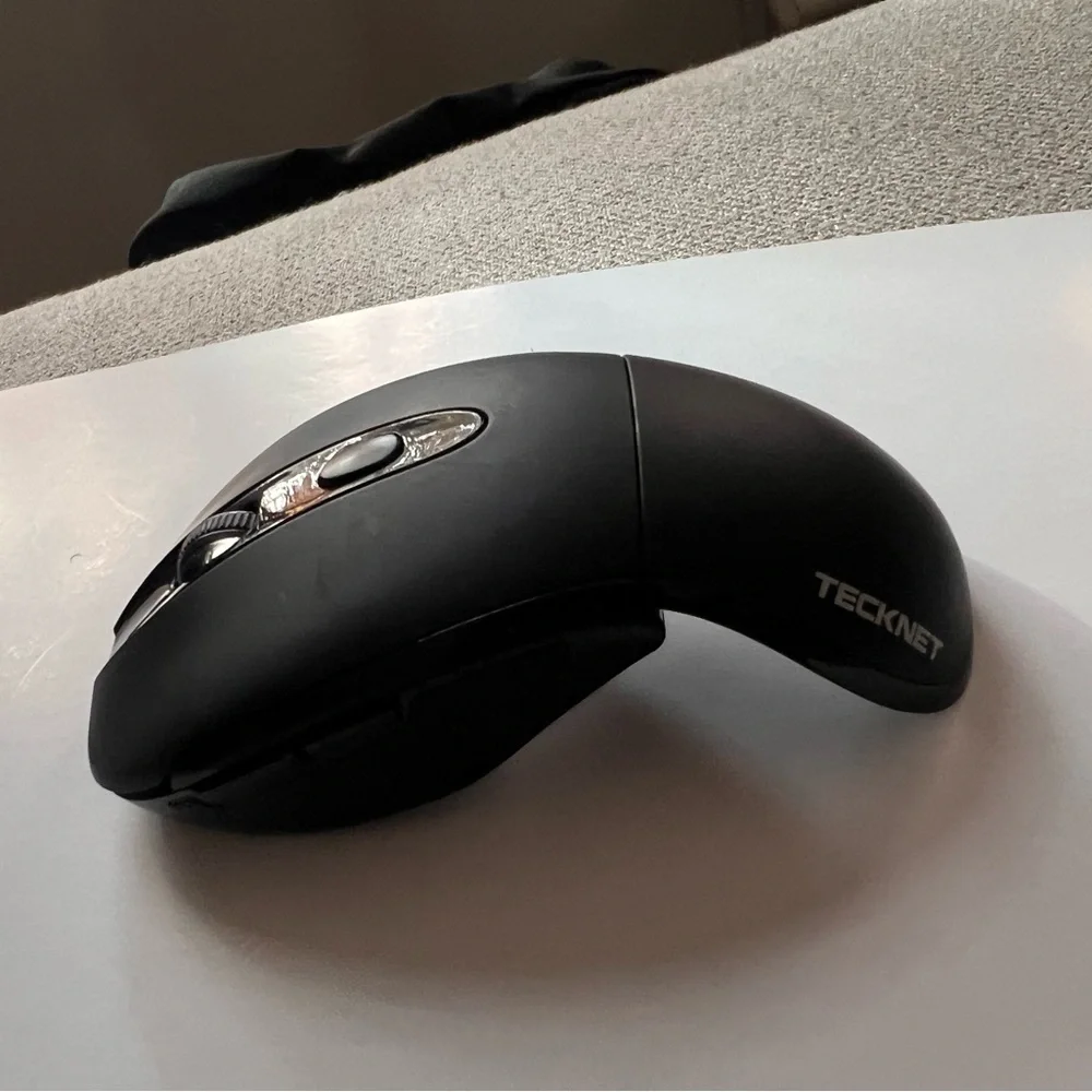 Sleek Black Foldable Wireless Mouse